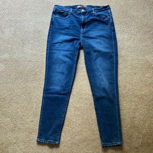 Joe’s Jeans Flawless High Rise Skinny Ankle